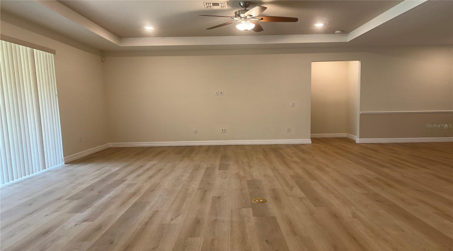 ORLANDO, Florida 32836, 4 Bedrooms Bedrooms, ,3 BathroomsBathrooms,Residential,For Sale,WANDERING,0,MFRS5115426