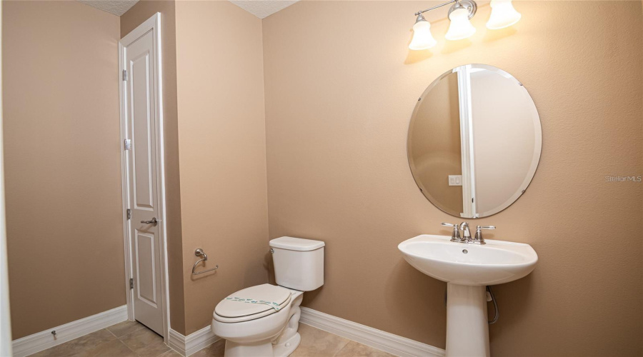 ORLANDO, Florida 32836, 4 Bedrooms Bedrooms, ,3 BathroomsBathrooms,Residential,For Sale,WANDERING,0,MFRS5115426
