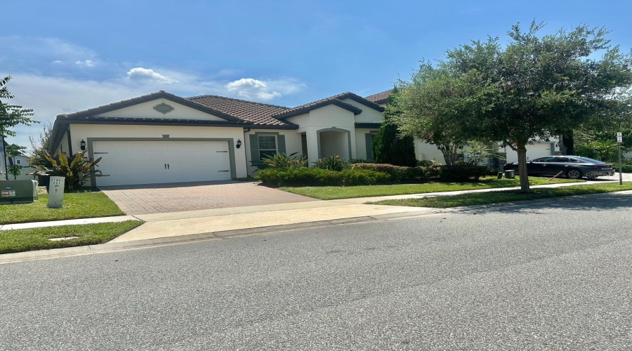 ORLANDO, Florida 32836, 4 Bedrooms Bedrooms, ,3 BathroomsBathrooms,Residential,For Sale,WANDERING,0,MFRS5115426