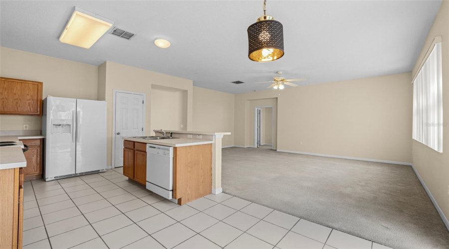 DAVENPORT, Florida 33896, 4 Bedrooms Bedrooms, ,3 BathroomsBathrooms,Residential,For Sale,SAND RIDGE,0,MFRS5119237