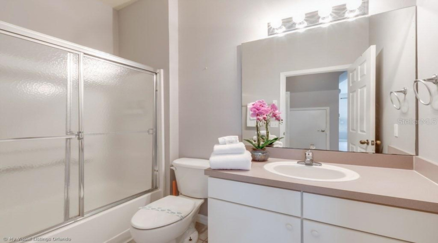KISSIMMEE, Florida 34746, 4 Bedrooms Bedrooms, ,3 BathroomsBathrooms,Residential,For Sale,VERO BEACH,0,MFRO6272300