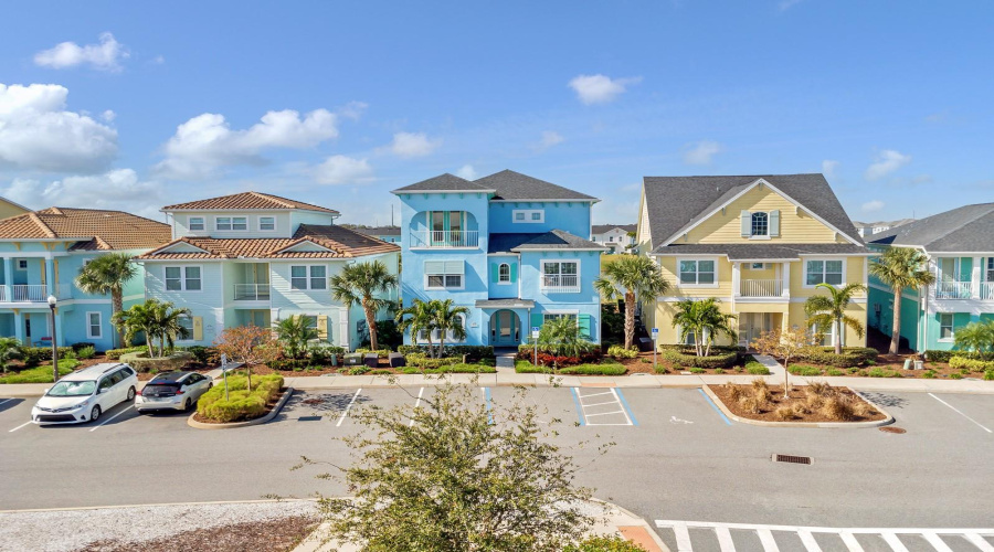 KISSIMMEE, Florida 34747, 8 Bedrooms Bedrooms, ,9 BathroomsBathrooms,Residential,For Sale,SURF,0,MFRO6273572