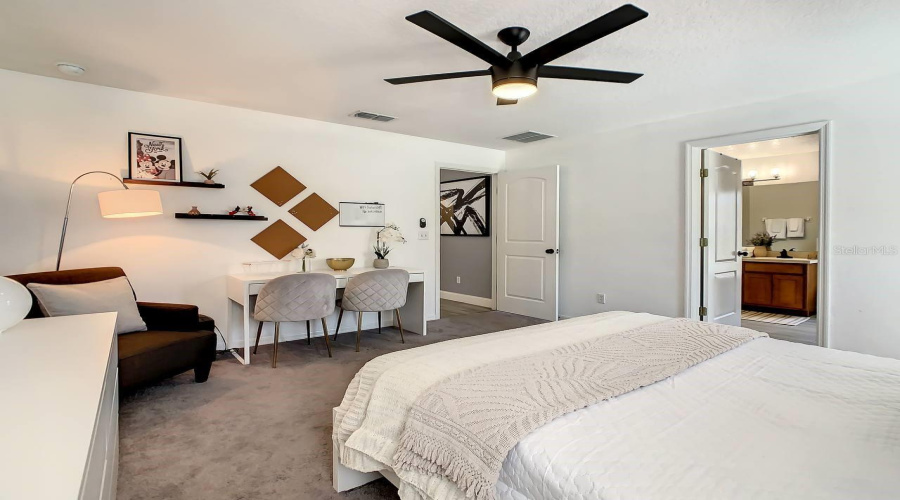 DAVENPORT, Florida 33896, 3 Bedrooms Bedrooms, ,3 BathroomsBathrooms,Residential,For Sale,EARLMONT,0,MFRS5115009