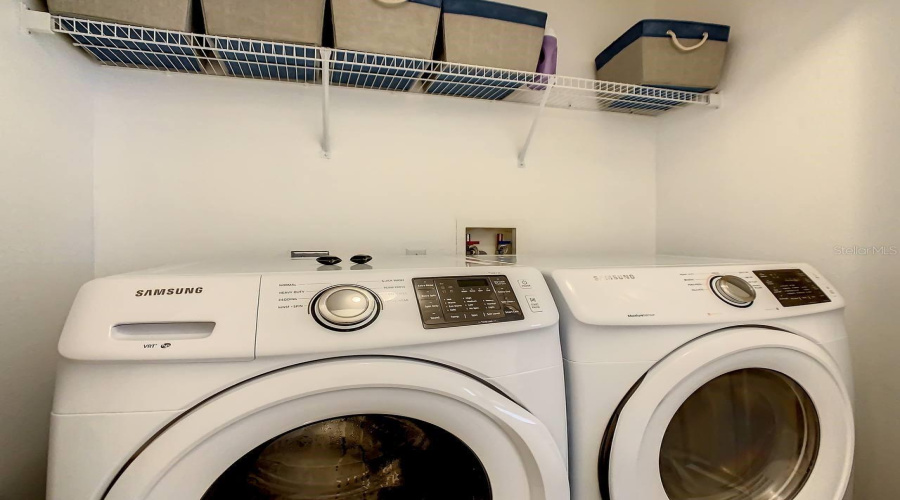 DAVENPORT, Florida 33896, 3 Bedrooms Bedrooms, ,3 BathroomsBathrooms,Residential,For Sale,EARLMONT,0,MFRS5115009