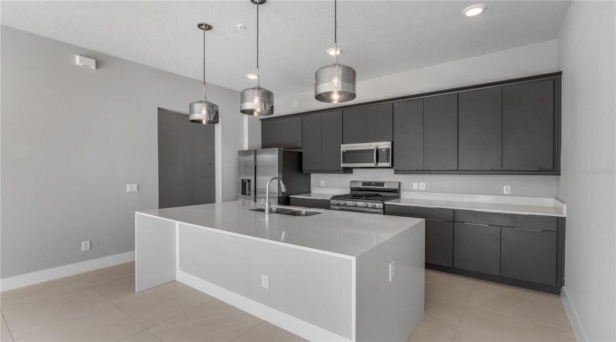 REUNION, Florida 34747, 3 Bedrooms Bedrooms, ,3 BathroomsBathrooms,Residential,For Sale,SANDY RIDGE,0,MFRO6166259