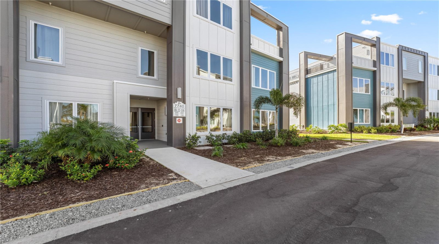 REUNION, Florida 34747, 3 Bedrooms Bedrooms, ,3 BathroomsBathrooms,Residential,For Sale,SANDY RIDGE,0,MFRO6166259