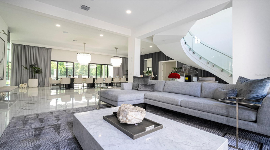 Kissimmee, Florida 34747, 8 Bedrooms Bedrooms, ,9 Bathroomsbathrooms,Residential,For Sale,Eastlawn,Mfro6275173