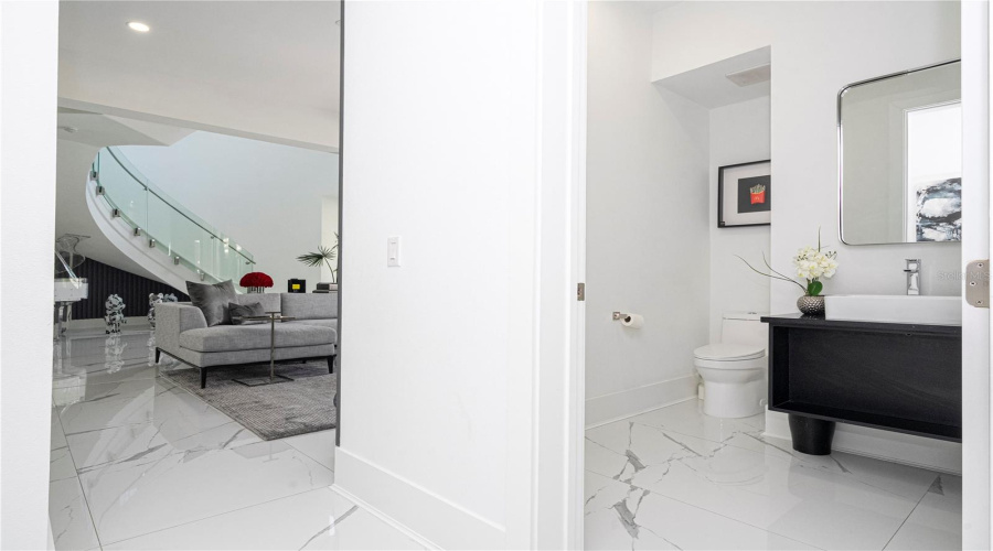 Kissimmee, Florida 34747, 8 Bedrooms Bedrooms, ,9 Bathroomsbathrooms,Residential,For Sale,Eastlawn,Mfro6275173
