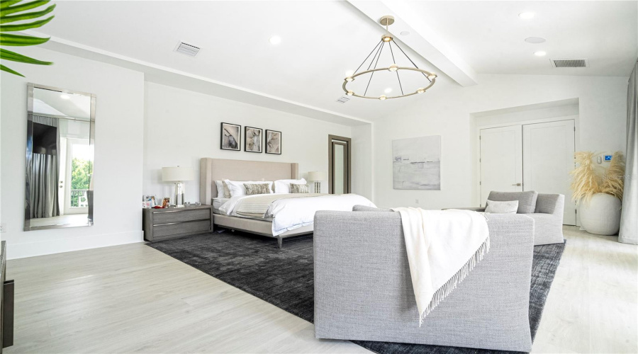 Kissimmee, Florida 34747, 8 Bedrooms Bedrooms, ,9 Bathroomsbathrooms,Residential,For Sale,Eastlawn,Mfro6275173
