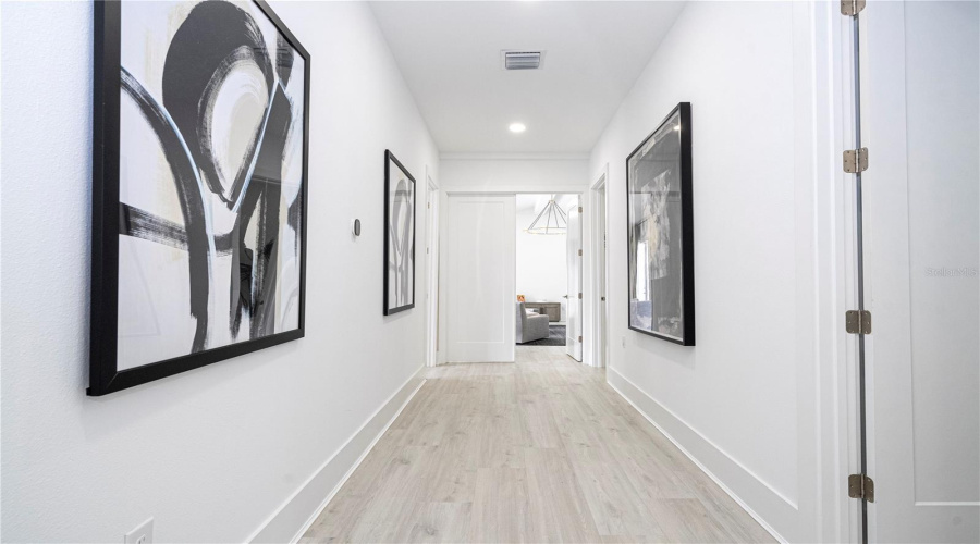 Kissimmee, Florida 34747, 8 Bedrooms Bedrooms, ,9 Bathroomsbathrooms,Residential,For Sale,Eastlawn,Mfro6275173