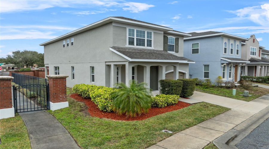 Davenport, Florida 33896, 4 Bedrooms Bedrooms, ,3 Bathroomsbathrooms,Residential,For Sale,Aberdeen Street,Mfro6275105