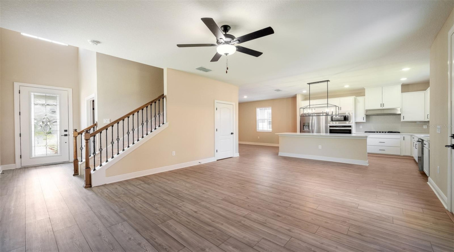 Kissimmee, Florida 34747, 3 Bedrooms Bedrooms, ,2 Bathroomsbathrooms,Residential,For Sale,Somersworth,Mfrtb8303533