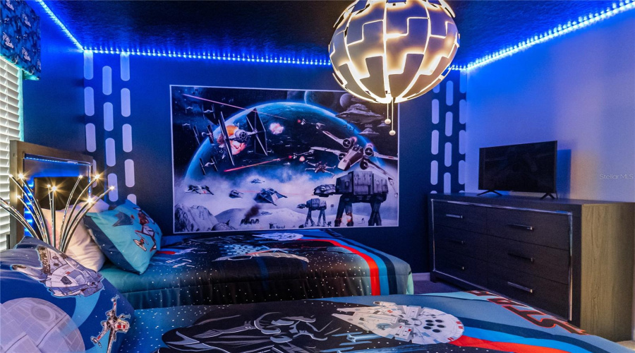 DAVENPORT, Florida 33897, 5 Bedrooms Bedrooms, ,4 BathroomsBathrooms,Residential,For Sale,KONA,0,MFRO6275028