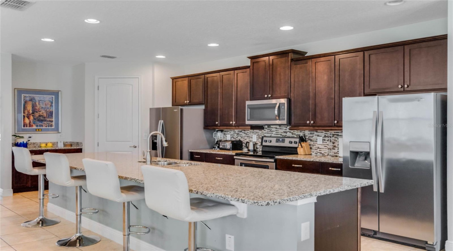 KISSIMMEE, Florida 34747, 9 Bedrooms Bedrooms, ,8 BathroomsBathrooms,Residential,For Sale,GRABEN,0,MFRO6273977