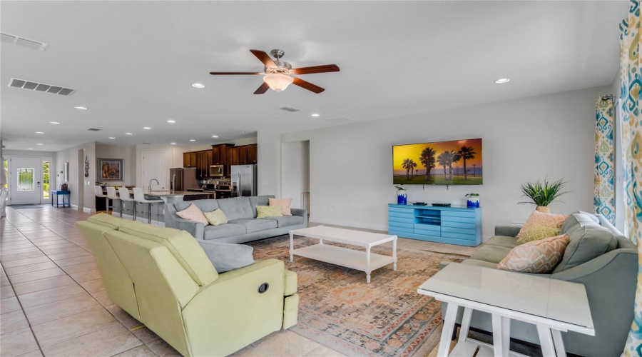 KISSIMMEE, Florida 34747, 9 Bedrooms Bedrooms, ,8 BathroomsBathrooms,Residential,For Sale,GRABEN,0,MFRO6273977
