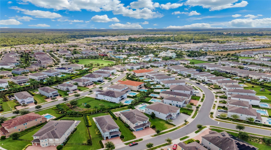KISSIMMEE, Florida 34747, 9 Bedrooms Bedrooms, ,8 BathroomsBathrooms,Residential,For Sale,GRABEN,0,MFRO6273977