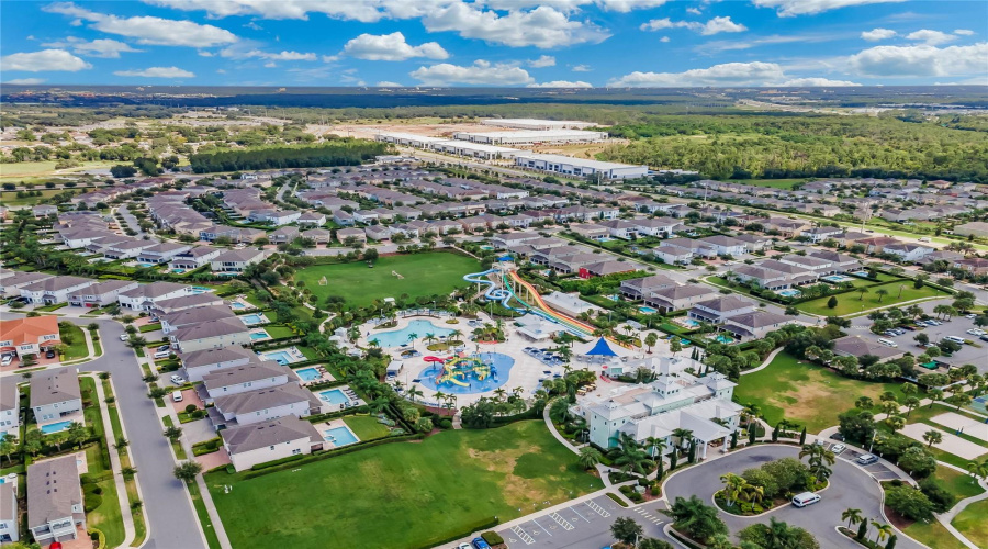 KISSIMMEE, Florida 34747, 9 Bedrooms Bedrooms, ,8 BathroomsBathrooms,Residential,For Sale,GRABEN,0,MFRO6273977
