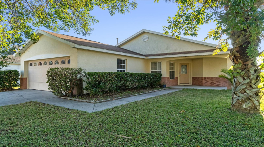 Kissimmee, Florida 34747, 3 Bedrooms Bedrooms, ,2 Bathroomsbathrooms,Residential,For Sale,Roaring Creek,Mfrs5119444