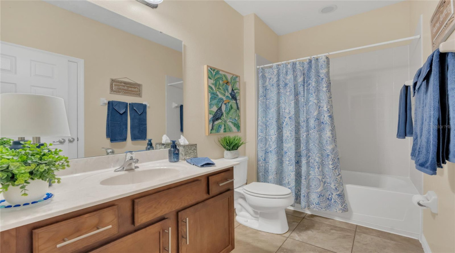 Davenport, Florida 33837, 5 Bedrooms Bedrooms, ,4 Bathroomsbathrooms,Residential,For Sale,Yellow Snapdragon,Mfro6268157