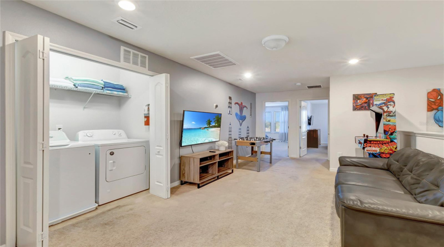 DAVENPORT, Florida 33837, 5 Bedrooms Bedrooms, ,4 BathroomsBathrooms,Residential,For Sale,TERRASONESTA,MFRO6275320