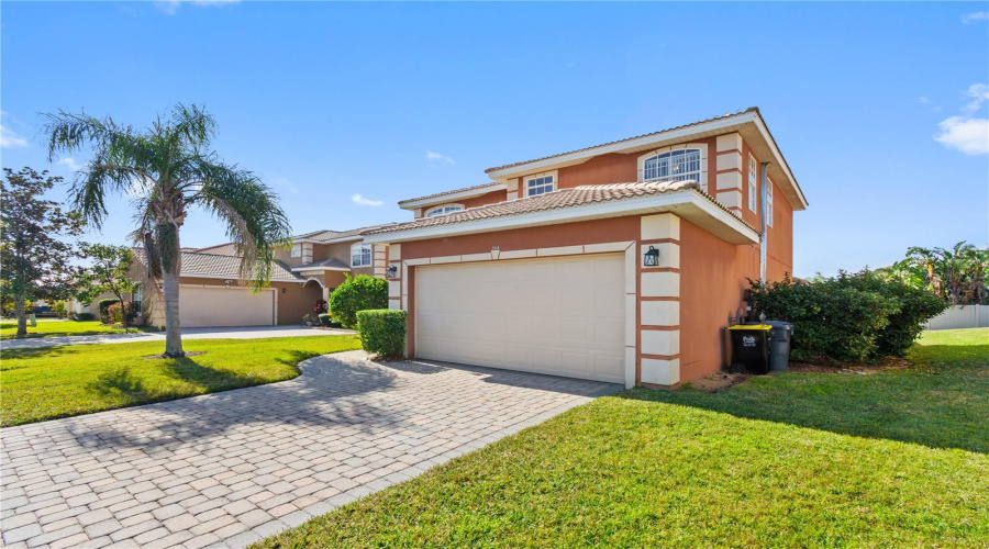 Davenport, Florida 33897, 5 Bedrooms Bedrooms, ,4 Bathroomsbathrooms,Residential,For Sale,Vista View,Mfrs5119518