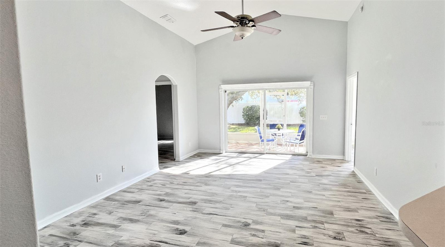 Davenport, Florida 33837, 3 Bedrooms Bedrooms, ,2 Bathroomsbathrooms,Residential,For Sale,Silver Palms,Mfro6271182