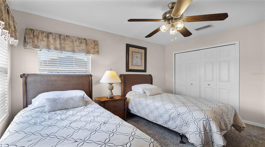 KISSIMMEE, Florida 34747, 5 Bedrooms Bedrooms, ,4 BathroomsBathrooms,Residential,For Sale,LA ISLA,0,MFRS5119558