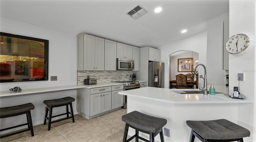 KISSIMMEE, Florida 34747, 5 Bedrooms Bedrooms, ,4 BathroomsBathrooms,Residential,For Sale,LA ISLA,0,MFRS5119558