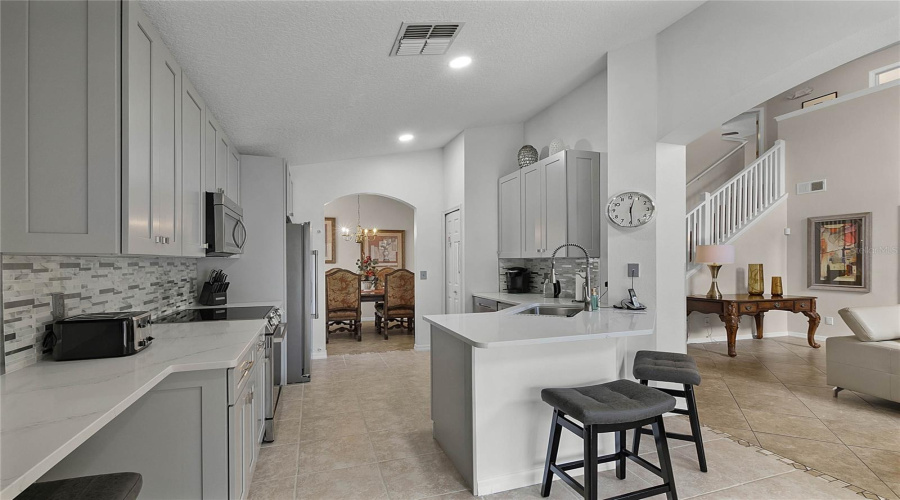 KISSIMMEE, Florida 34747, 5 Bedrooms Bedrooms, ,4 BathroomsBathrooms,Residential,For Sale,LA ISLA,0,MFRS5119558
