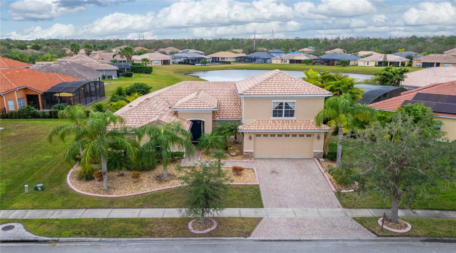 Kissimmee, Florida 34746, 4 Bedrooms Bedrooms, ,3 Bathroomsbathrooms,Residential,For Sale,Navigator,Mfrs5119417