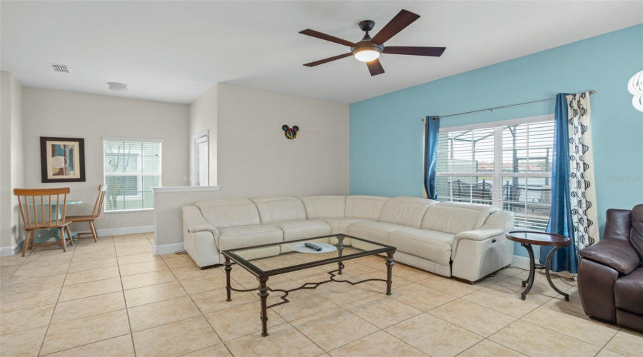 Kissimmee, Florida 34747, 5 Bedrooms Bedrooms, ,4 Bathroomsbathrooms,Residential,For Sale,Candy Palm,Mfro6271484