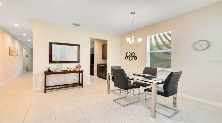 Kissimmee, Florida 34746, 3 Bedrooms Bedrooms, ,2 Bathroomsbathrooms,Residential,For Sale,Grasmere View,Mfro6270569