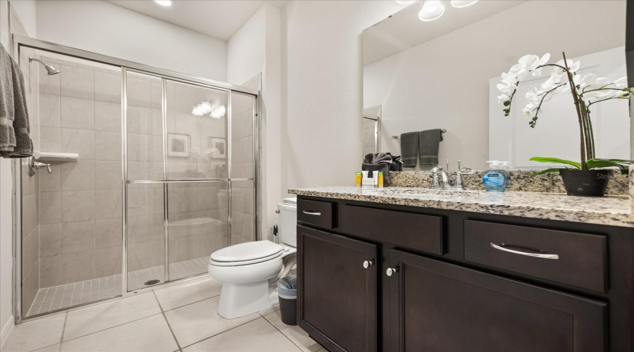 DAVENPORT, Florida 33897, 5 Bedrooms Bedrooms, ,4 BathroomsBathrooms,Residential,For Sale,LAVA TREE,0,MFRO6276437