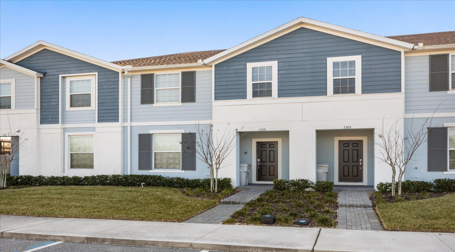 DAVENPORT, Florida 33897, 5 Bedrooms Bedrooms, ,4 BathroomsBathrooms,Residential,For Sale,LAVA TREE,0,MFRO6276437