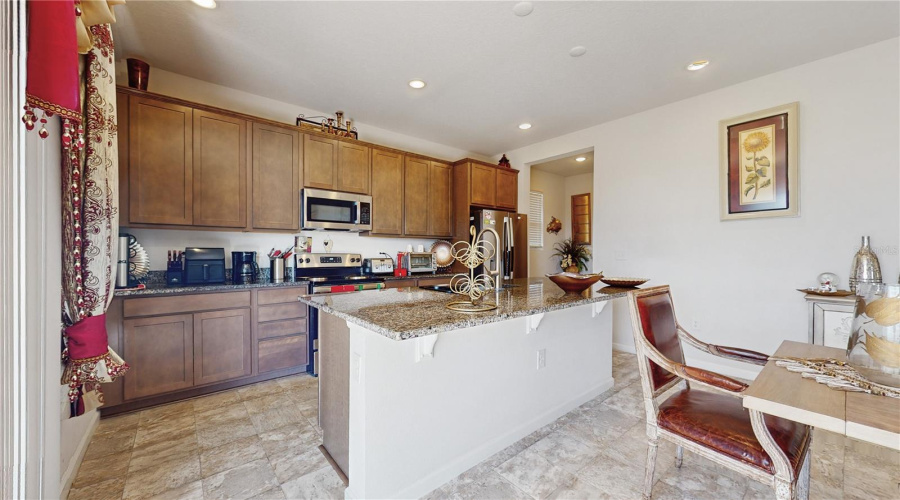 DAVENPORT, Florida 33837, 5 Bedrooms Bedrooms, ,3 BathroomsBathrooms,Residential,For Sale,SUGARWOOD,MFRTB8344286