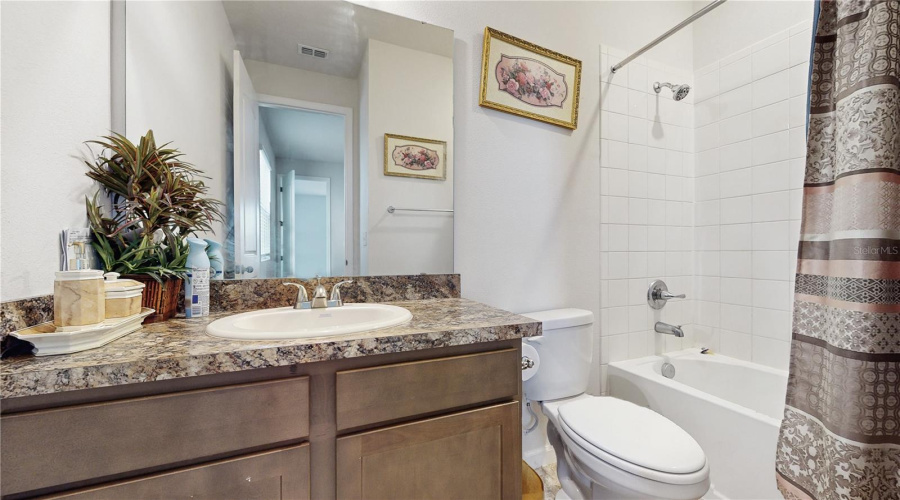 DAVENPORT, Florida 33837, 5 Bedrooms Bedrooms, ,3 BathroomsBathrooms,Residential,For Sale,SUGARWOOD,MFRTB8344286