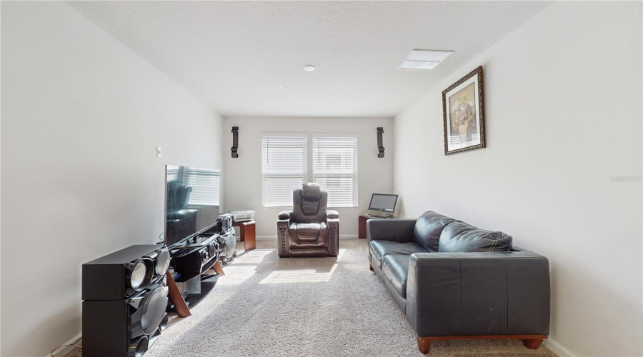 DAVENPORT, Florida 33837, 5 Bedrooms Bedrooms, ,3 BathroomsBathrooms,Residential,For Sale,SUGARWOOD,MFRTB8344286