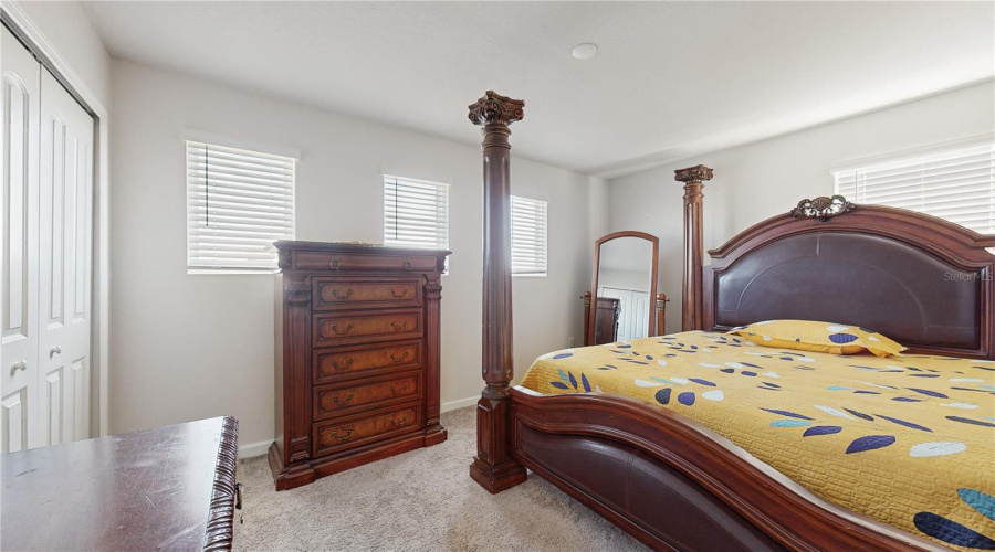 DAVENPORT, Florida 33837, 5 Bedrooms Bedrooms, ,3 BathroomsBathrooms,Residential,For Sale,SUGARWOOD,MFRTB8344286