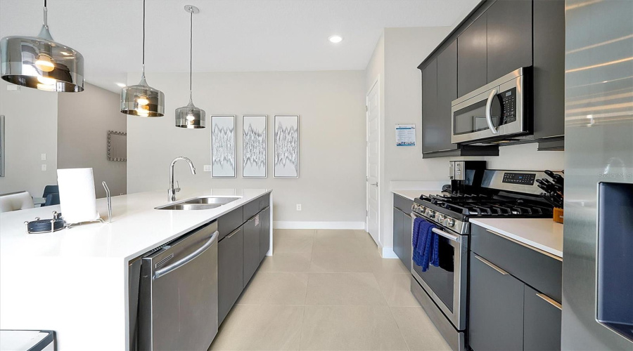 REUNION, Florida 34747, 3 Bedrooms Bedrooms, ,2 BathroomsBathrooms,Residential,For Sale,SANDY RIDGE,0,MFRO6265175