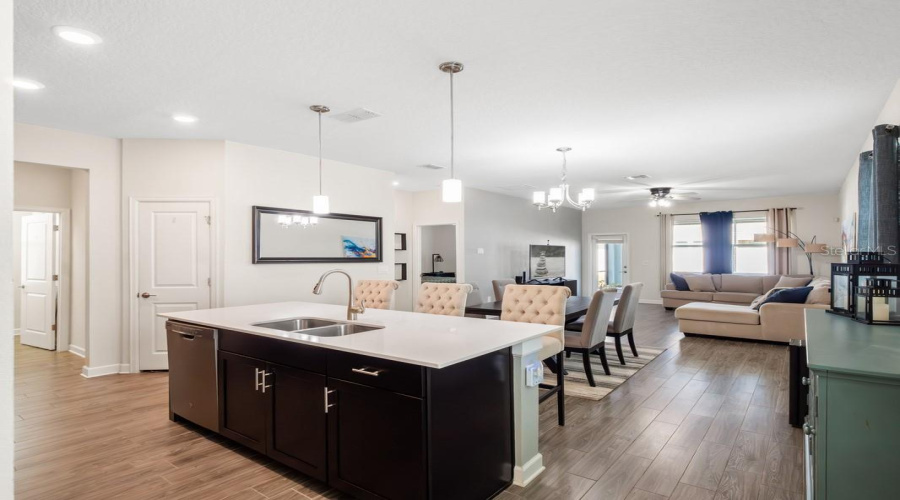 KISSIMMEE, Florida 34746, 3 Bedrooms Bedrooms, ,2 BathroomsBathrooms,Residential,For Sale,TRIBUTE,MFRO6273744
