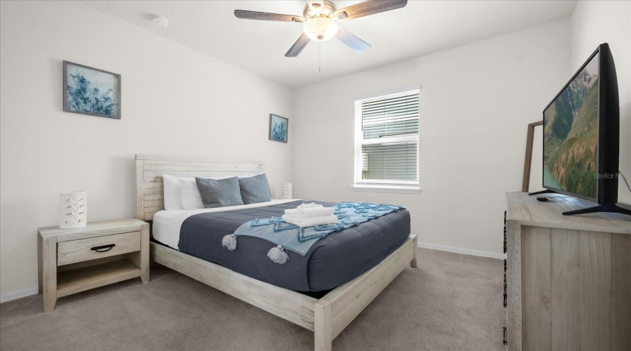 DAVENPORT, Florida 33837, 5 Bedrooms Bedrooms, ,4 BathroomsBathrooms,Residential,For Sale,OAKMOSS,0,MFRO6274422