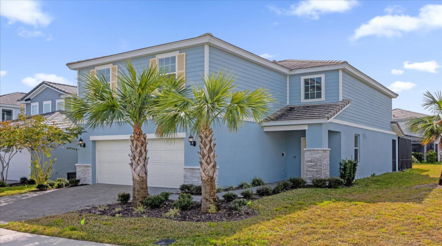 DAVENPORT, Florida 33837, 5 Bedrooms Bedrooms, ,4 BathroomsBathrooms,Residential,For Sale,OAKMOSS,0,MFRO6274422