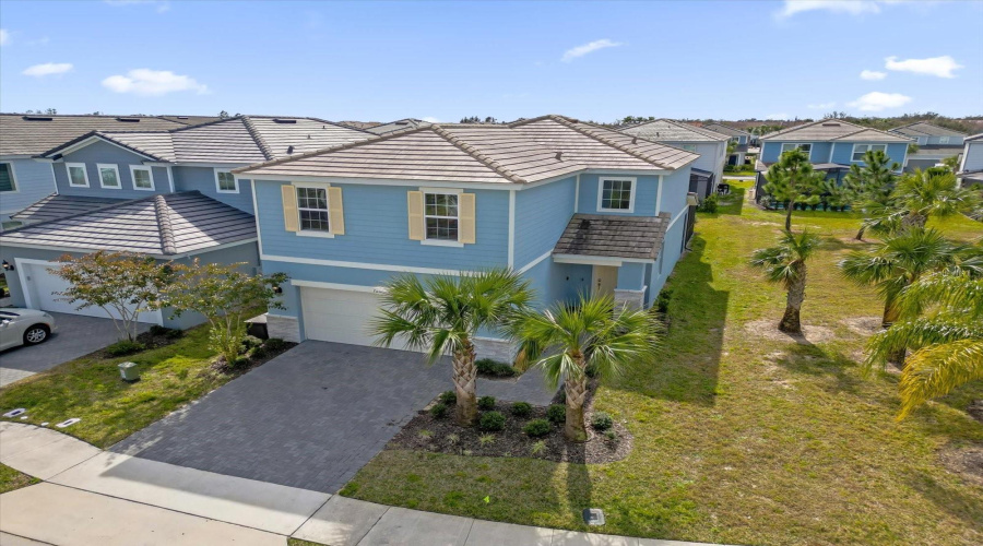 DAVENPORT, Florida 33837, 5 Bedrooms Bedrooms, ,4 BathroomsBathrooms,Residential,For Sale,OAKMOSS,0,MFRO6274422