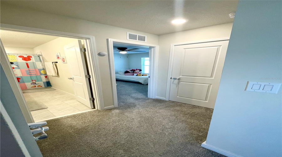 KISSIMMEE, Florida 34746, 4 Bedrooms Bedrooms, ,3 BathroomsBathrooms,Residential,For Sale,WOODMONT,MFRS5119525