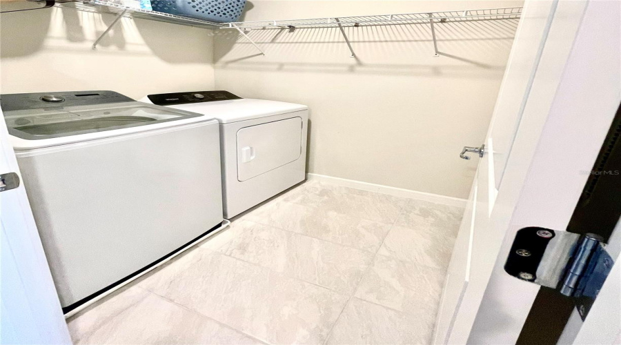 KISSIMMEE, Florida 34746, 4 Bedrooms Bedrooms, ,3 BathroomsBathrooms,Residential,For Sale,WOODMONT,MFRS5119525