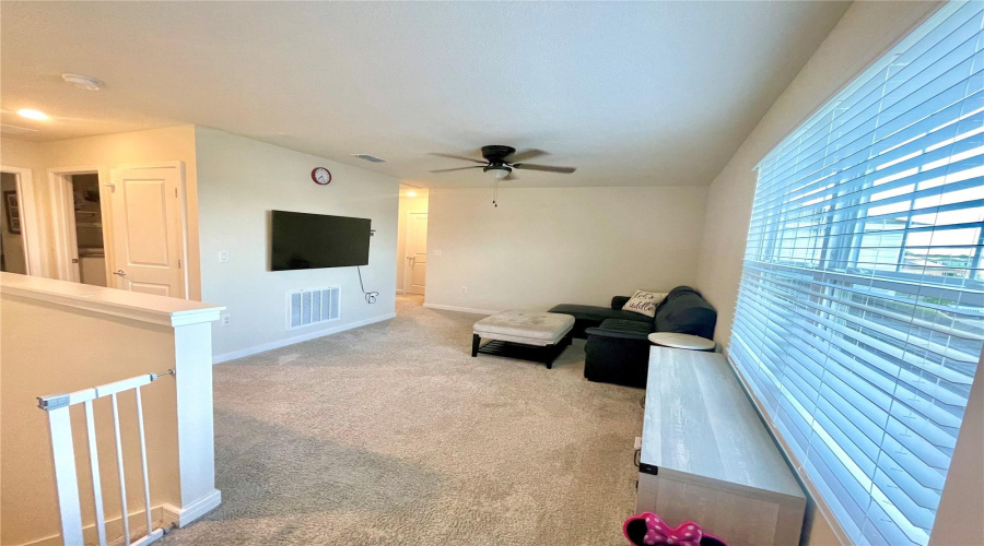 KISSIMMEE, Florida 34746, 4 Bedrooms Bedrooms, ,3 BathroomsBathrooms,Residential,For Sale,WOODMONT,MFRS5119525