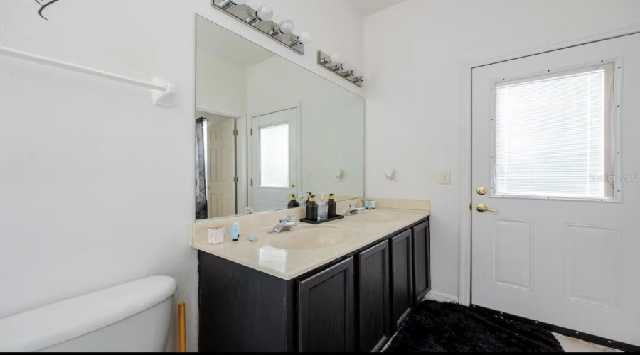 DAVENPORT, Florida 33897, 4 Bedrooms Bedrooms, ,2 BathroomsBathrooms,Residential,For Sale,CORVINA,0,MFRP4933549