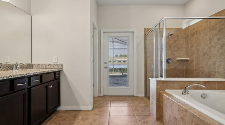 KISSIMMEE, Florida 34747, 9 Bedrooms Bedrooms, ,6 BathroomsBathrooms,Residential,For Sale,CORCOVADO,0,MFRO6275641