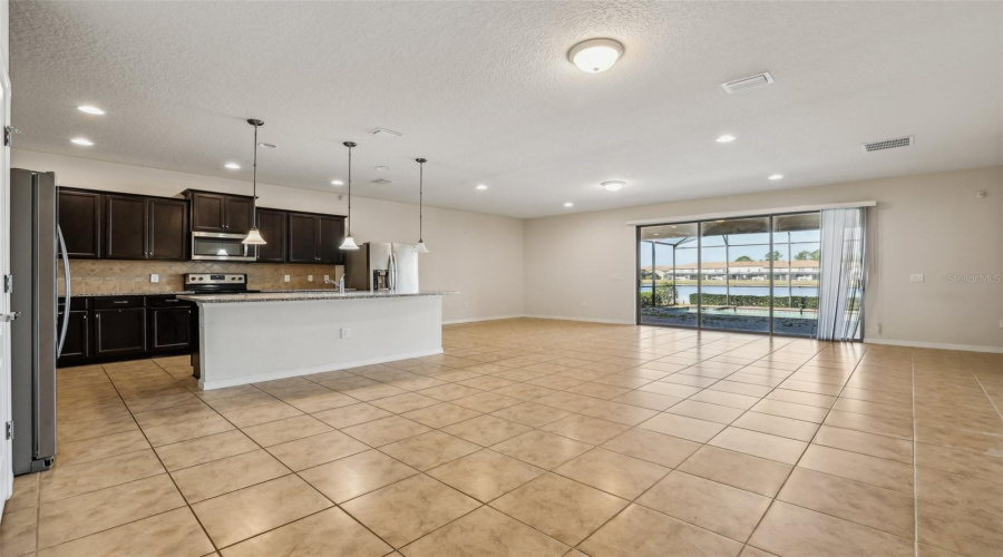 KISSIMMEE, Florida 34747, 9 Bedrooms Bedrooms, ,6 BathroomsBathrooms,Residential,For Sale,CORCOVADO,0,MFRO6275641