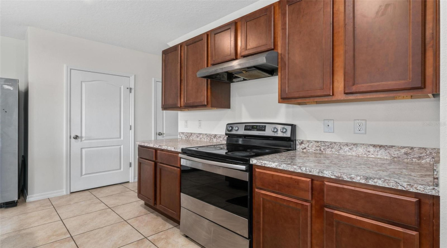 DAVENPORT, Florida 33837, 4 Bedrooms Bedrooms, ,2 BathroomsBathrooms,Residential,For Sale,EAGLEVIEW,0,MFRS5118953
